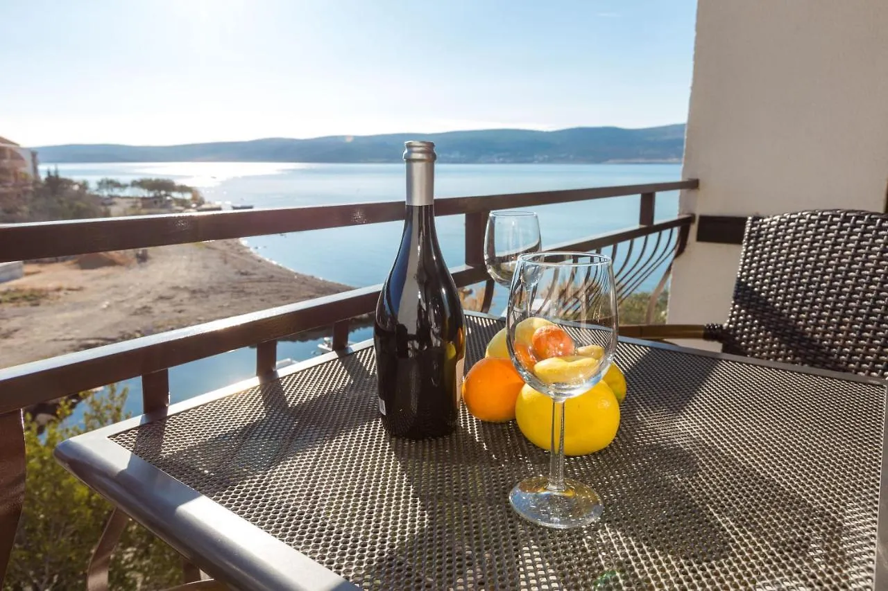 *** Couette-café Bed and Breakfast Pansion Croatia à Starigrad Paklenica Croatie