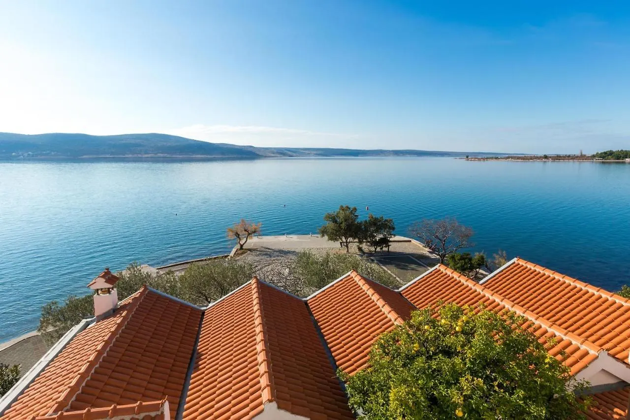 Bed and Breakfast Pansion Croatia à Starigrad Paklenica Couette-café