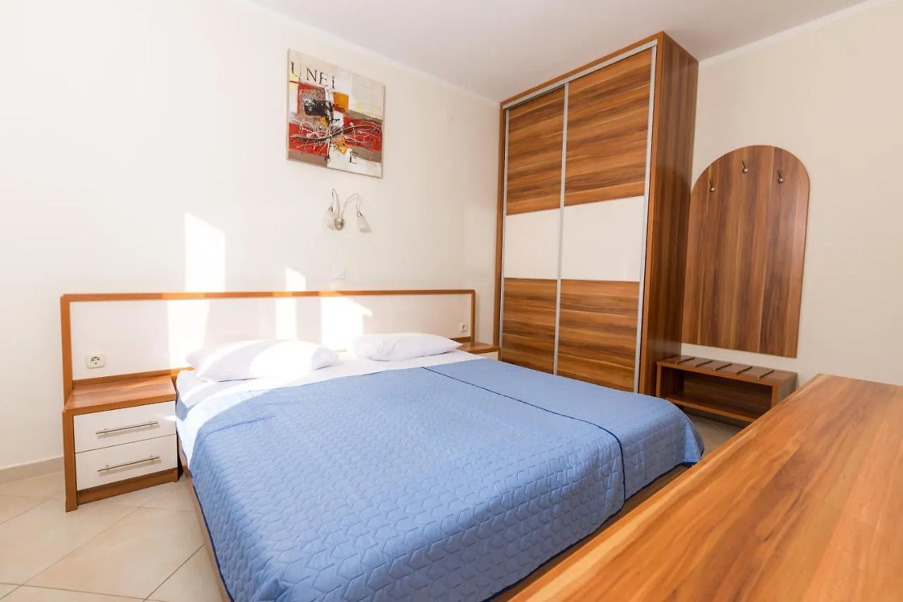*** Couette-café Bed and Breakfast Pansion Croatia à Starigrad Paklenica Croatie
