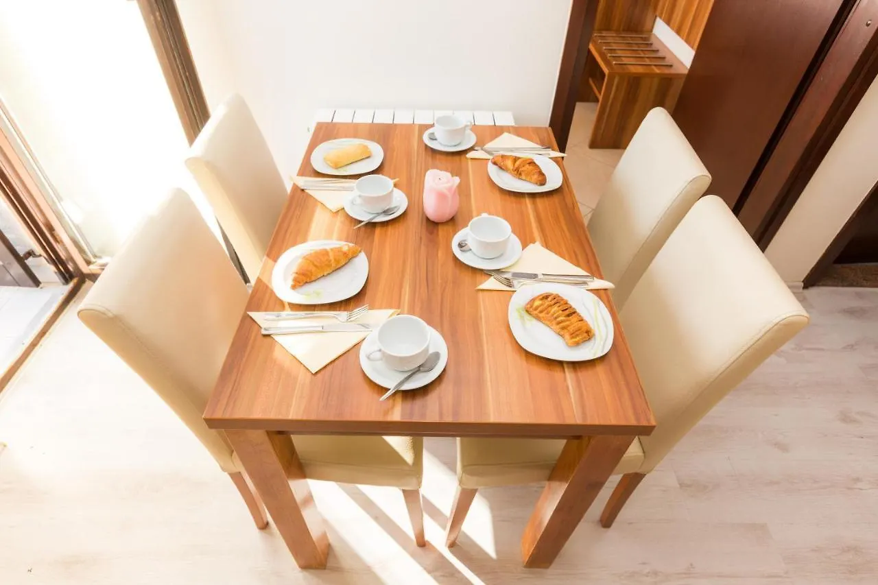 Couette-café Bed and Breakfast Pansion Croatia à Starigrad Paklenica