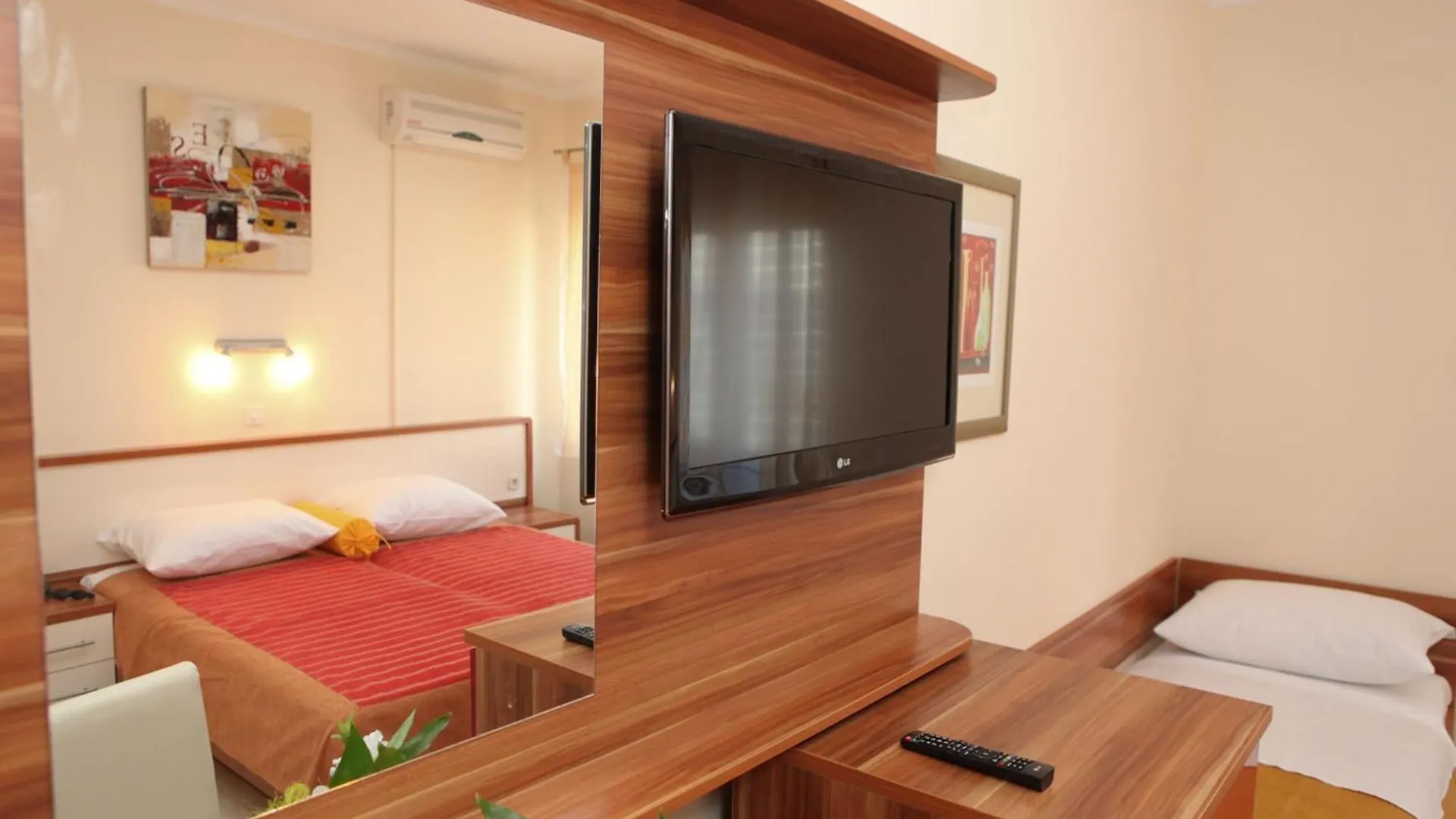 Pansion Croatia Hotel Starigrad Paklenica Bed & Breakfast