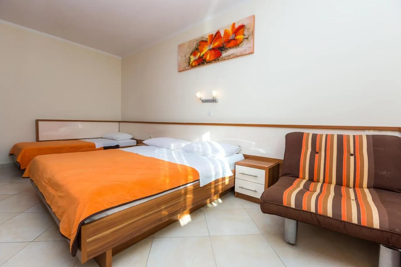スタリグラード Pansion Croatia Bed & Breakfast 3*,