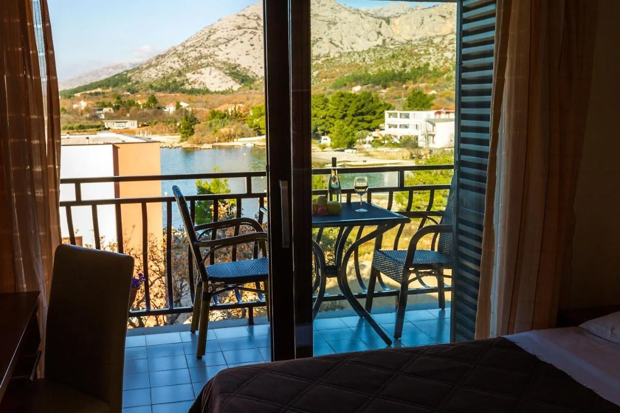 スタリグラード Pansion Croatia Bed & Breakfast