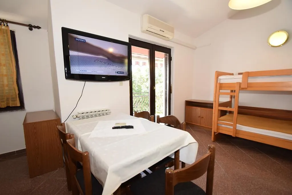 スタリグラード Pansion Croatia Bed & Breakfast